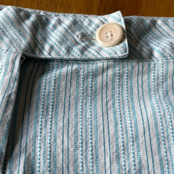 Talbots striped shorts, size 4. - Picture 3 of 4